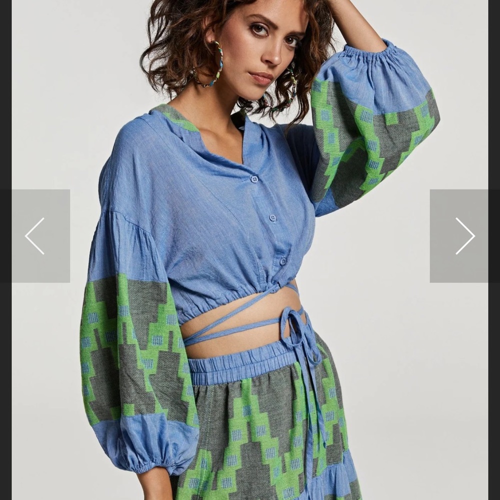 Devotion Twins Zeolithos Top In Blue Green - NWT SIZE SMALL